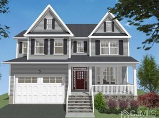 131 Cedar St, Colonia, NJ 07067