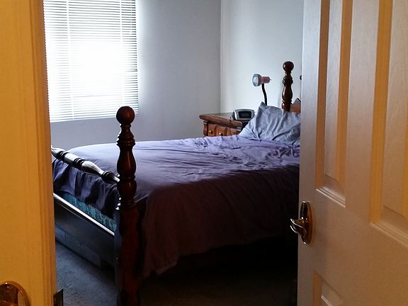 Master Bed w/ French Doors