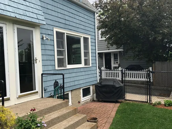 6 Bunker Hill Ct, Charlestown, MA 02129