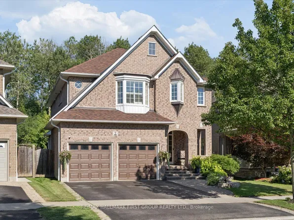 9 Pebblebrook Cres, Whitby, ON L1R 3P4