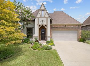122 Autumnbrook Dr, Broussard, LA 70518