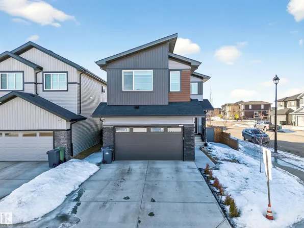 200 Kettyl Ct, Leduc, AB T9E 1S1