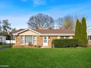 2432 Walters Ave, Northbrook, IL