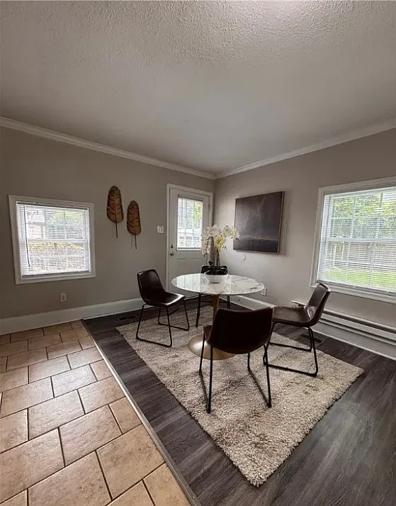 3 bed, 1600 sqft, $2,250 — Photo 4