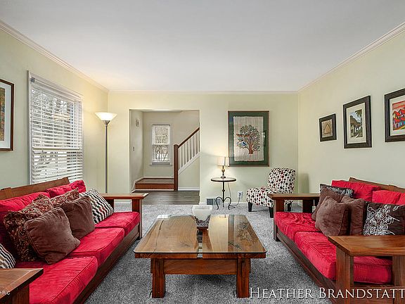 5th image of 2065 Wilshire Dr SE