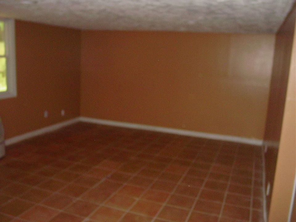 1st image of 3858 Bentley Dr