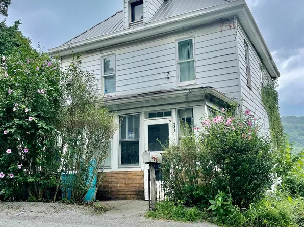 245 Stewartstown Rd, Point Marion, PA 15474