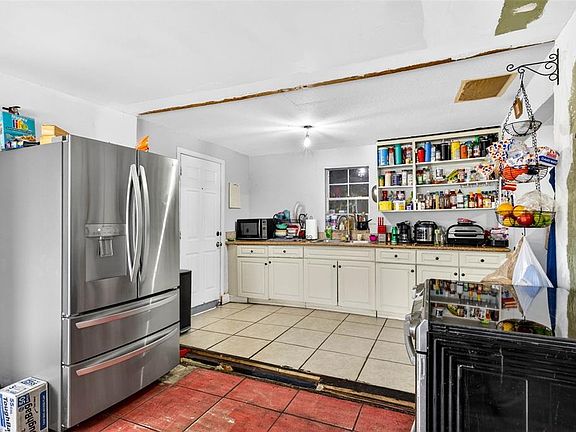 3rd image of 5008 N 17TH STREET