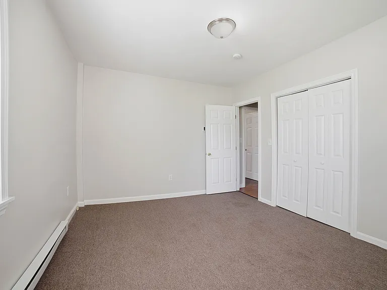44 Howarth Rd #5 — Photo 10