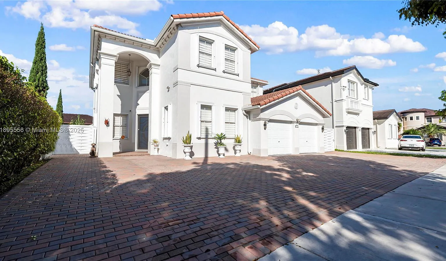 5 bed, 4.5 bath, 3017 sqft, $5,500 — Photo 2