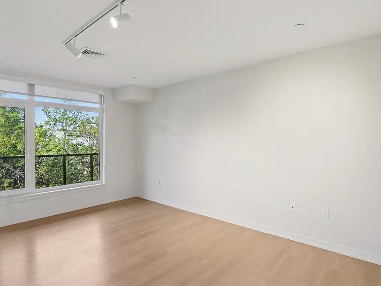 Park77 Apartments — Photo 101