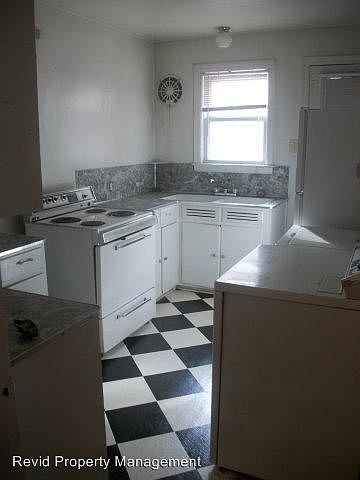 2nd image of 123 Roberta Dr
