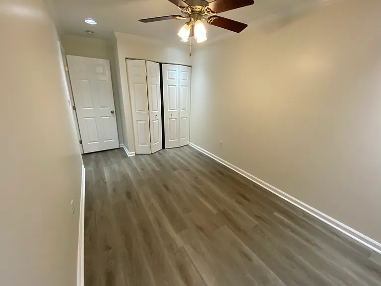 55 Oneonta Dr — Photo 21