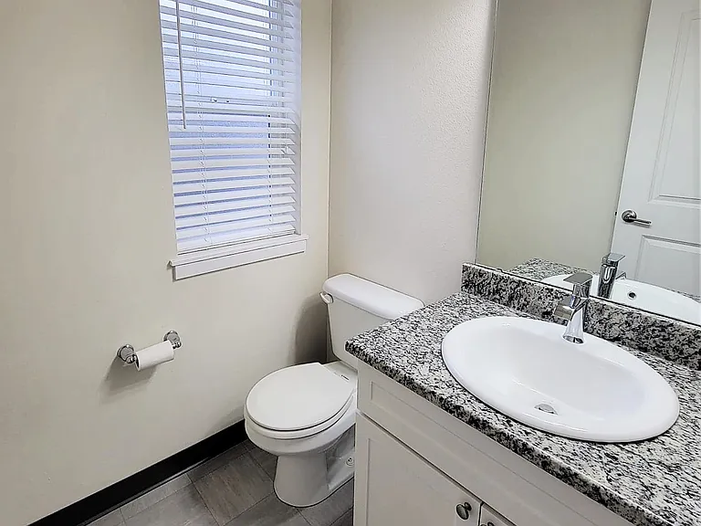 6215 Parker Rd E #6 — Photo 6