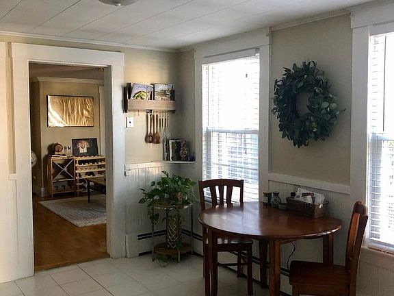 4th image of 11-13 Kirkland St #13-1