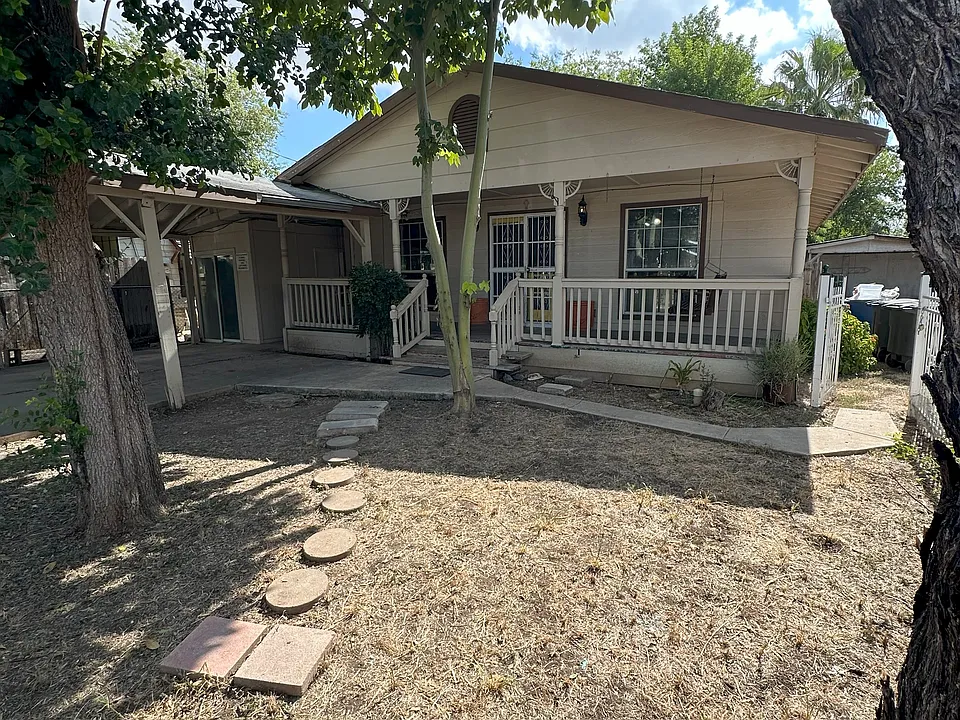 2326 Valencia