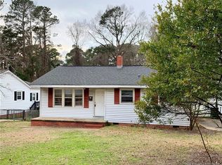 204 Rowland Cir, Fayetteville, NC 28301