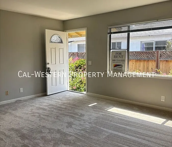 210 Murlagan Ave #C — Photo 5