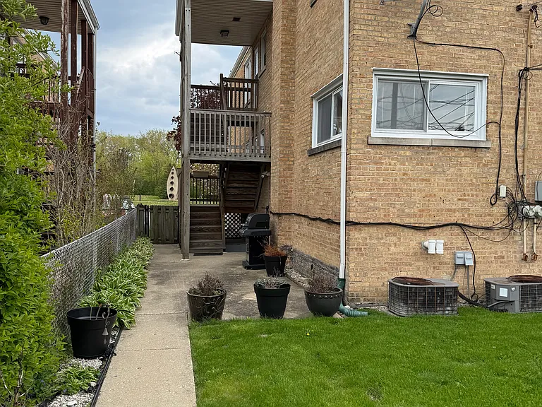 8426 N McCormick Blvd — Photo 2