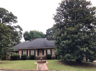 3057 Pinehill Rd, Montgomery, AL 36109