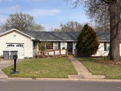 914 Grand St, Emporia, KS, 66801