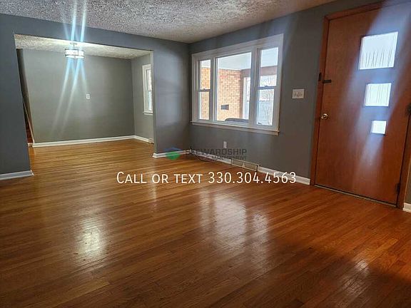 5th image of 1107 Field St NW