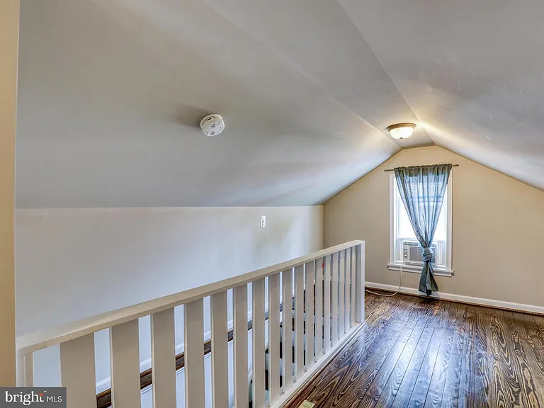 123 Bellview Ave — Photo 23