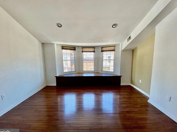 2nd image of 825 S 13th St Floor 3