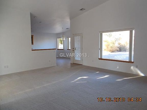 2nd image of 820 Laguna St
