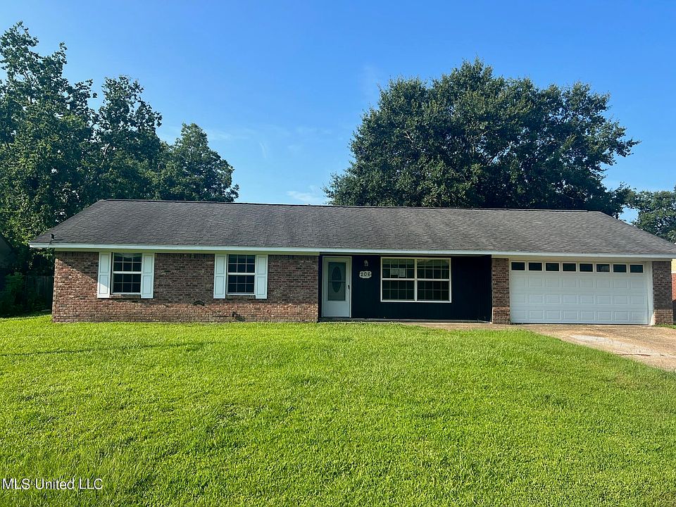 1st image of 206 Janelle Dr