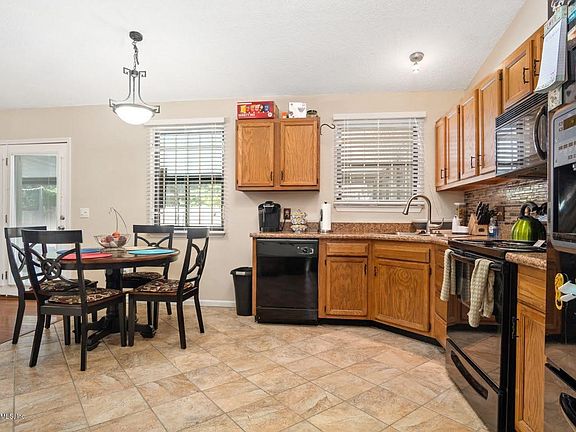 4th image of 5741 Copper Hill Ln E