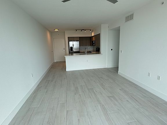 4th image of 602 E Dania Beach Blvd #615