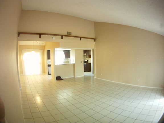 2nd image of 78645 Avenue 42 #B