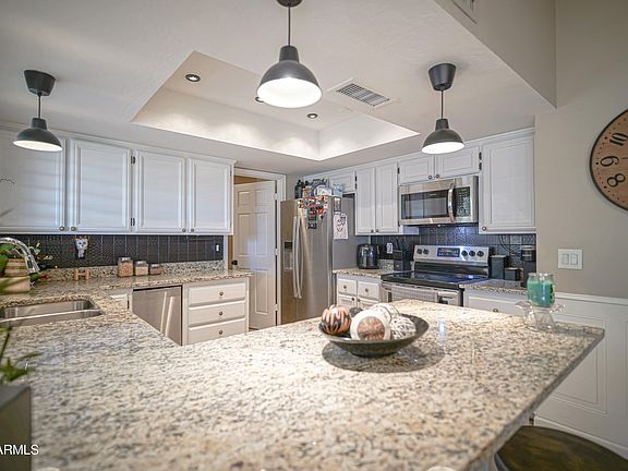 5th image of 702 E CORAL GABLES Drive