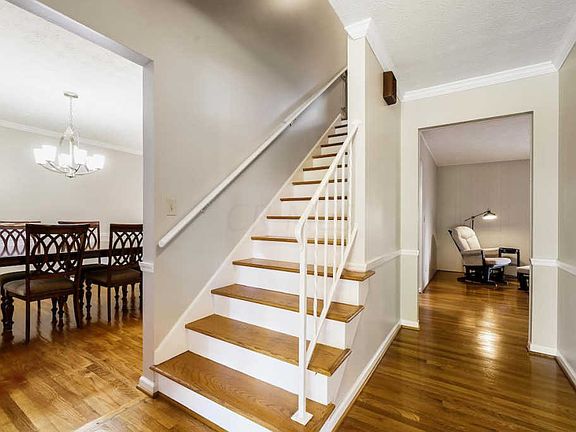 3rd image of 1354 Darcann Dr