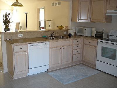 3rd image of 28364 Carlton Way Dr #1
