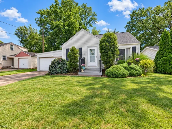 2920 19th St NW, Canton, OH 44708