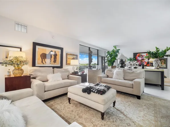 3 Grove Isle Dr #C604, Miami, FL 33133