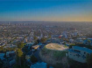 8561 Hillside Ave, Los Angeles, CA 90069