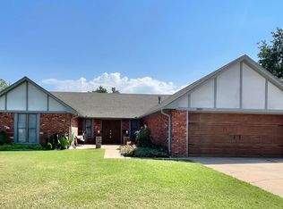 2801 Sunnybrook Ln, Enid, OK 73703