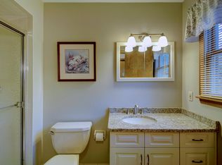 14 Bryan Ct, Wayne, NJ 07470