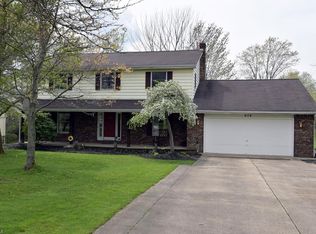 674 Robs Rd, Girard, OH 44420