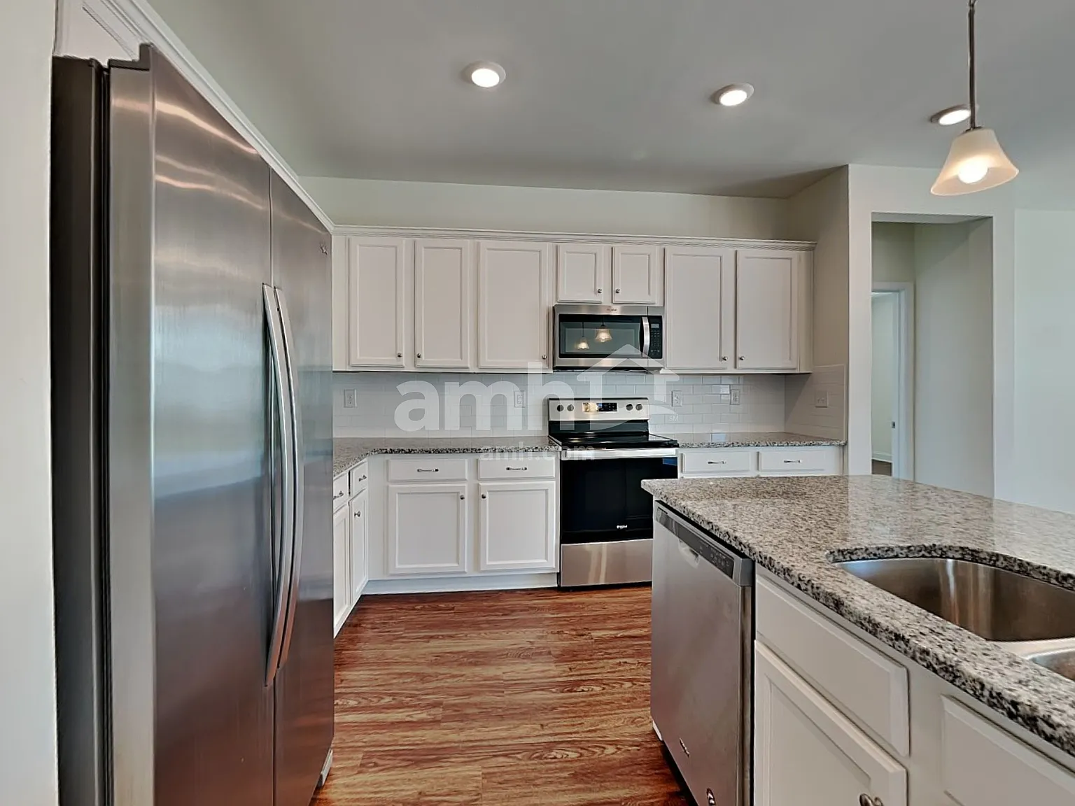 4 bed, 2.5 bath, 2269 sqft, $2,630 — Photo 3
