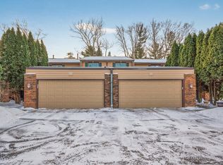 4757 Spring Cir, Minnetonka, MN 55345