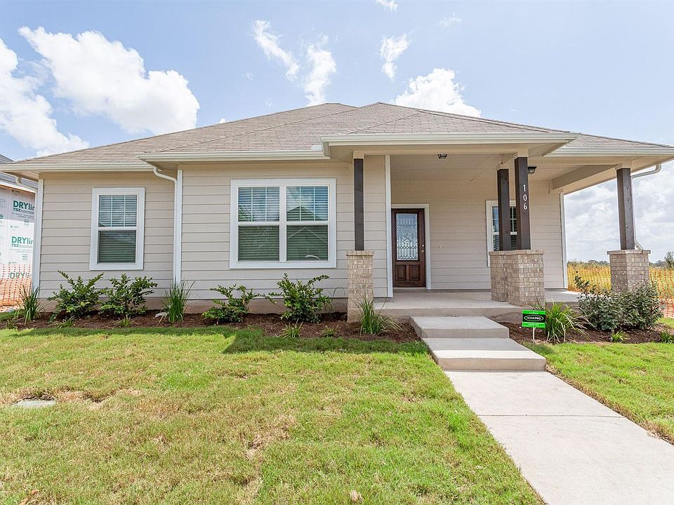 1st image of 106 Hackberry Branch Dr