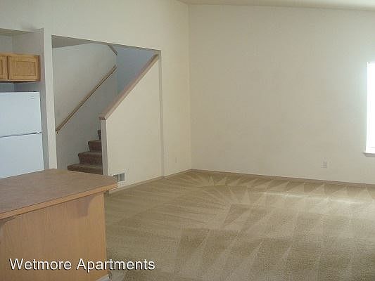 2nd image of 1831 Wetmore Ave APT 202