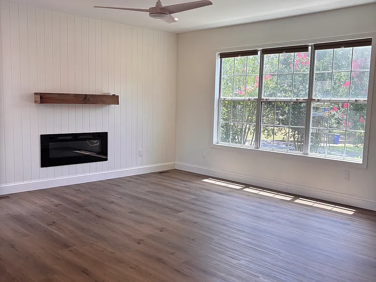 18 Warren Ct — Photo 4