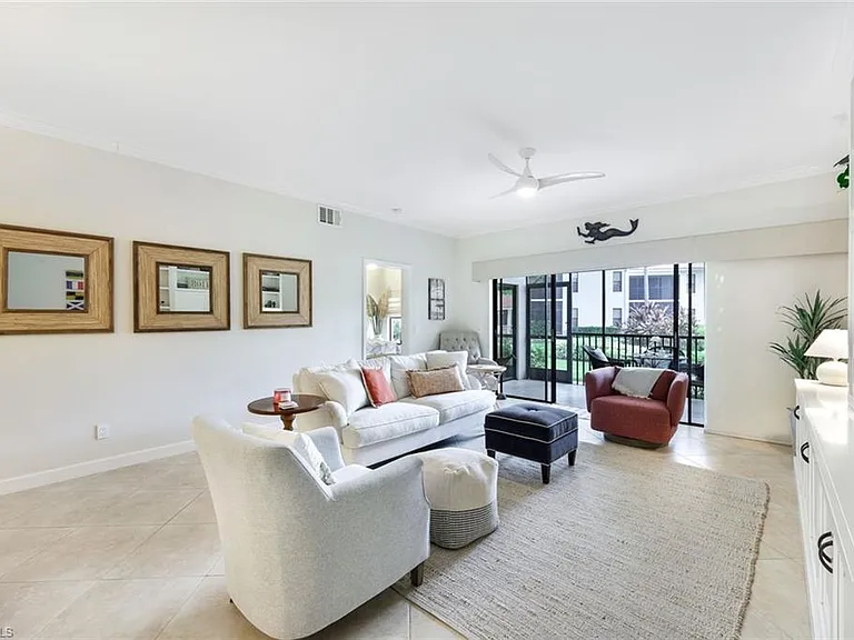 611 Serendipity Dr #611 — Photo 3
