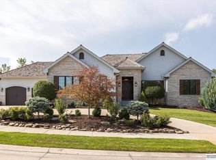 17510 Farnam St, Omaha, NE 68118