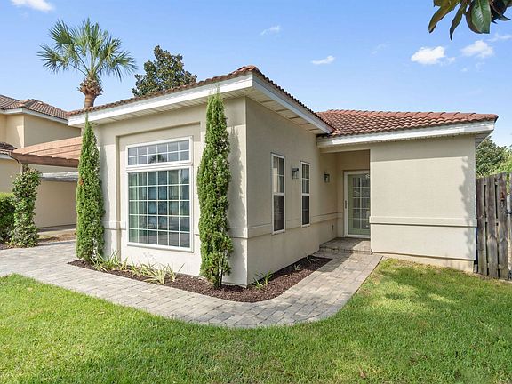 3rd image of 102 Tuscany Dr